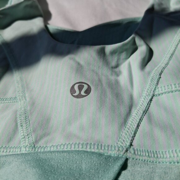 Lululemon Tank Top - Picture 5 of 6